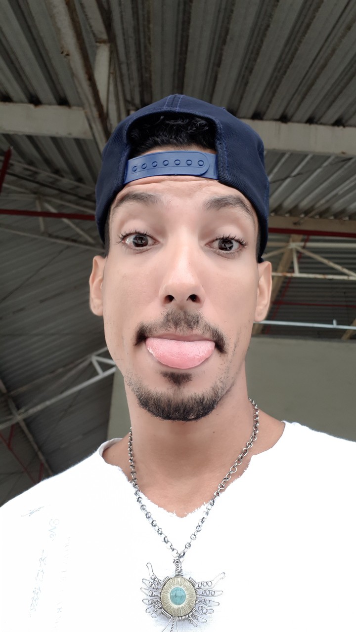 eu espantando as negatividades kkkk