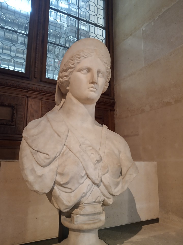 Louvre