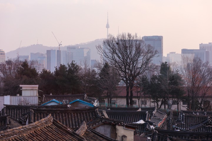 북촌한옥마을과 남산타워