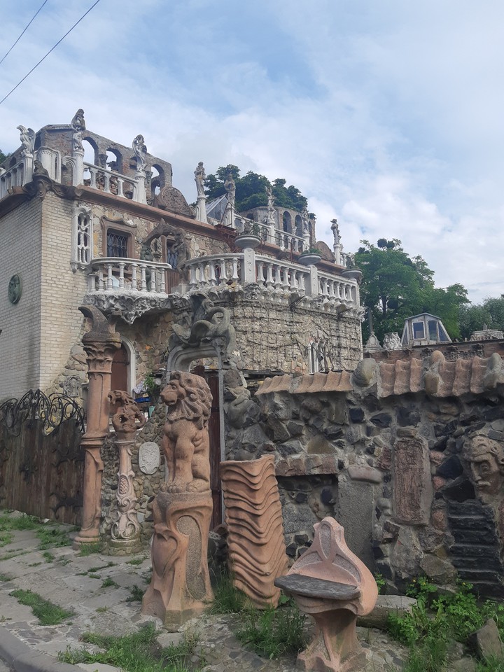 Art castle