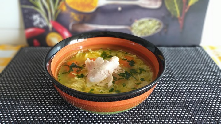 Chicken soup with tagliatelle