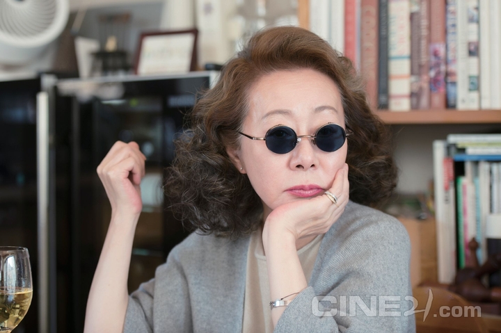 윤여정