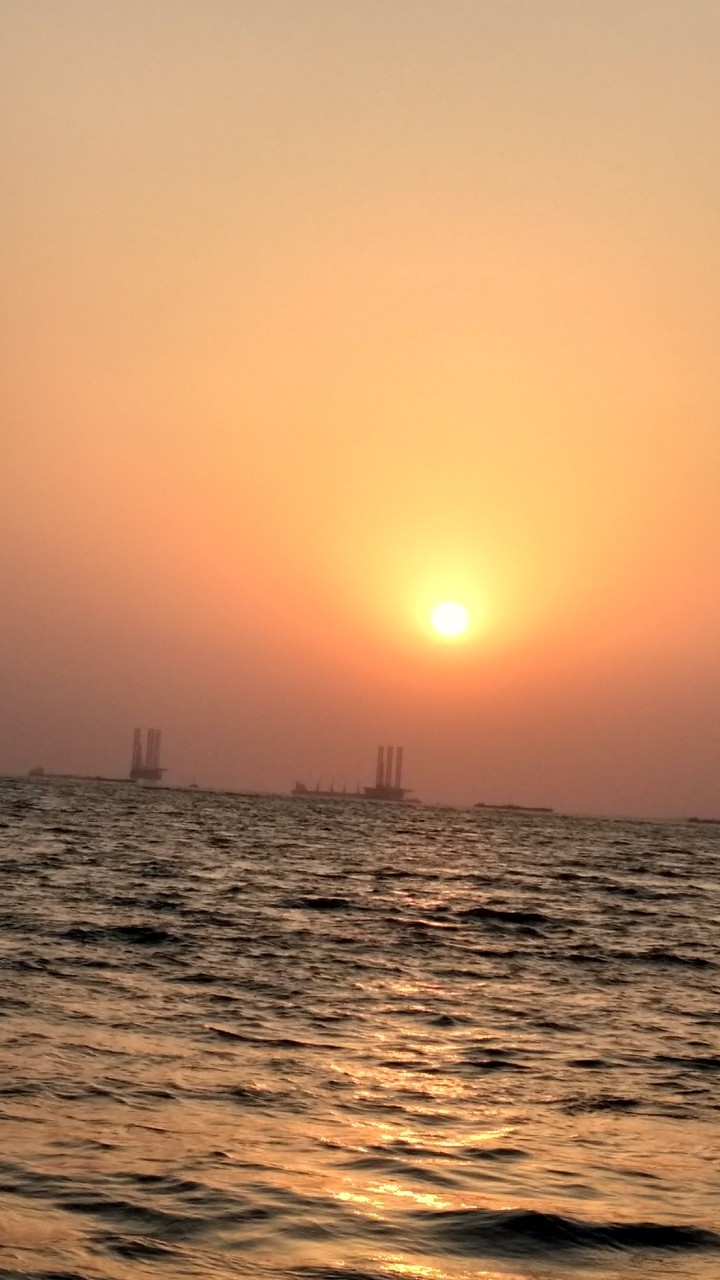 Sunsets & beaches!!