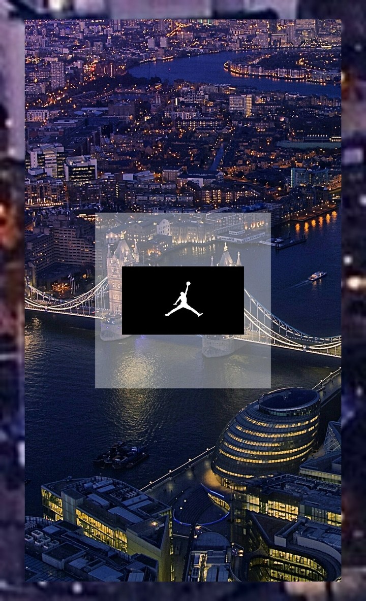 NIKE