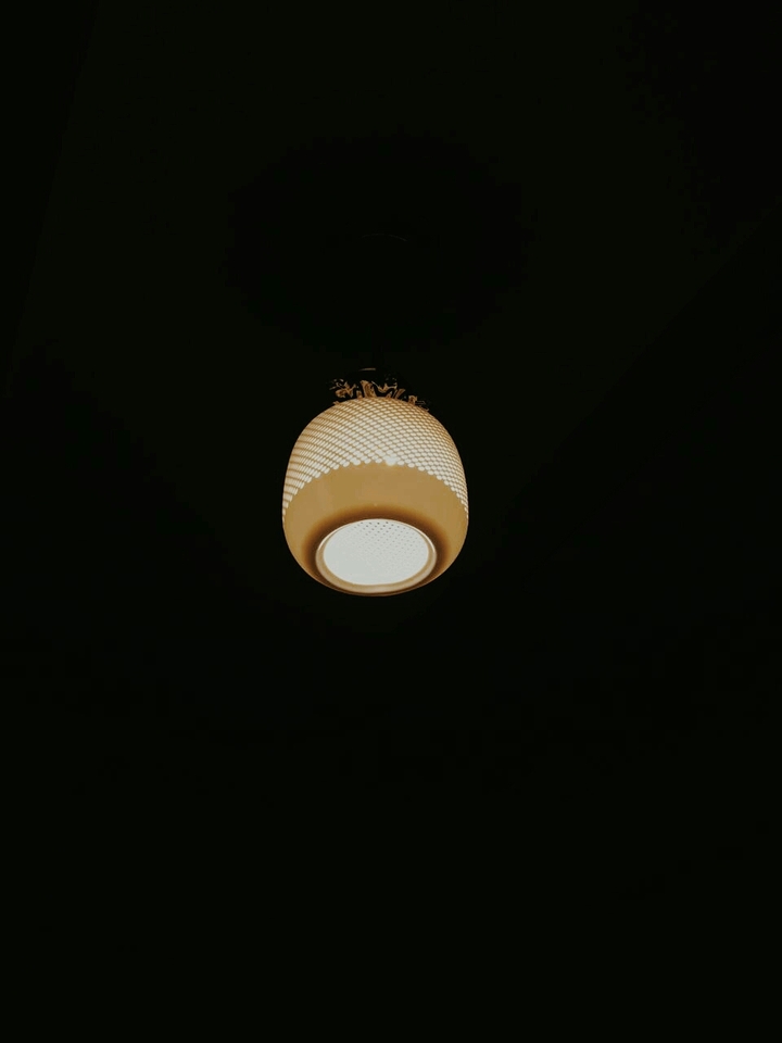 hanging lamp
