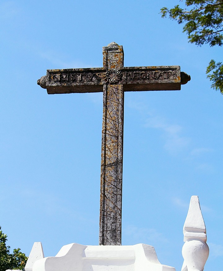 cross