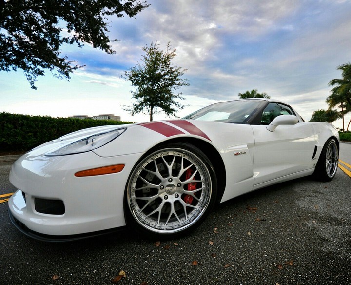 sports car corvette