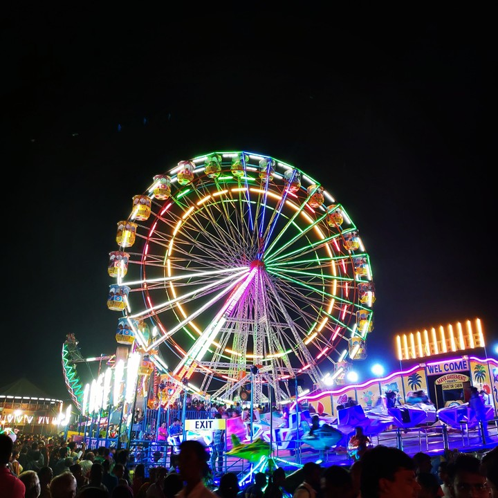 Night photography of amusement park