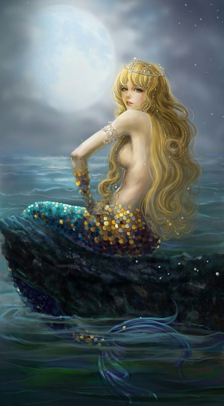 Golden mermaid princess