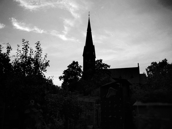 Kirche schwarzweiß