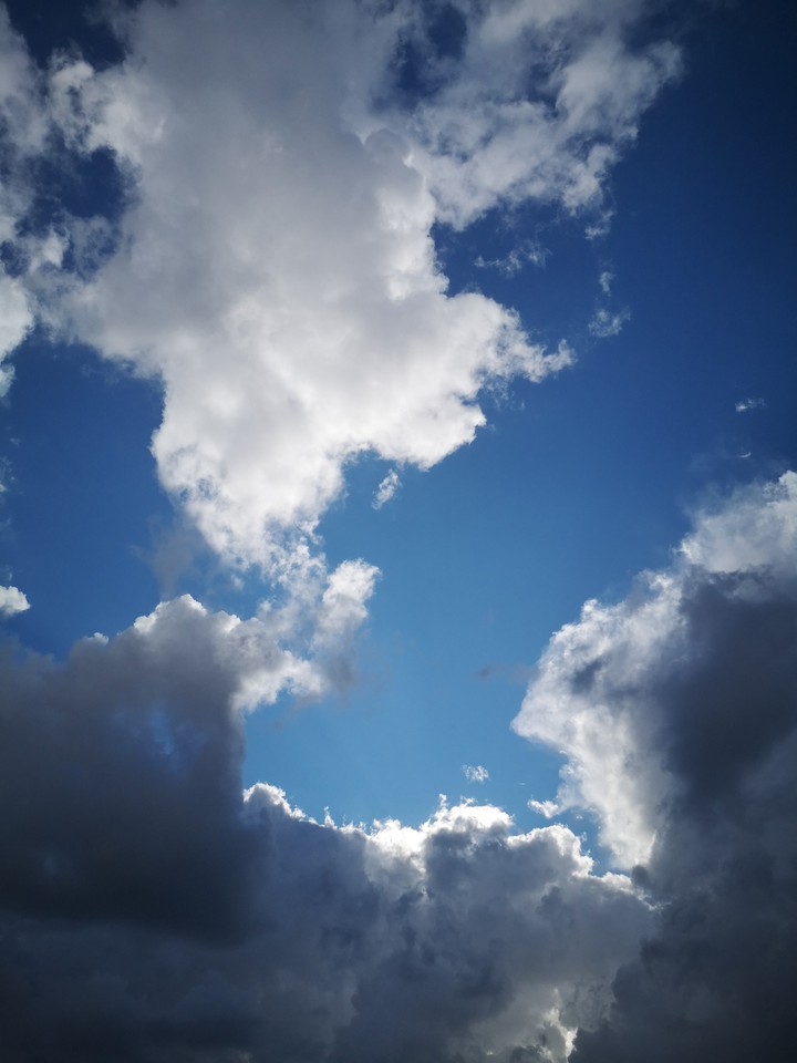 clouds before the rain