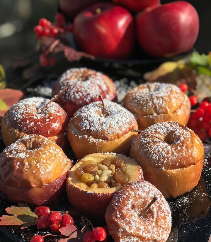 baked apples