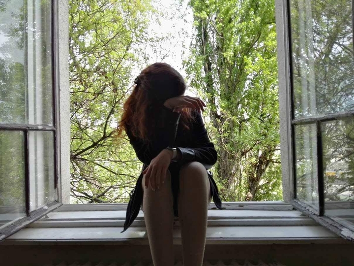34
