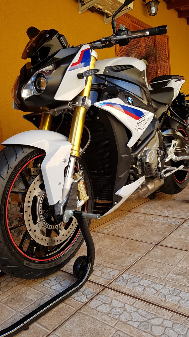 MOTO