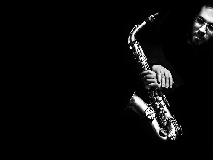 music is love (^^♪(^^♪