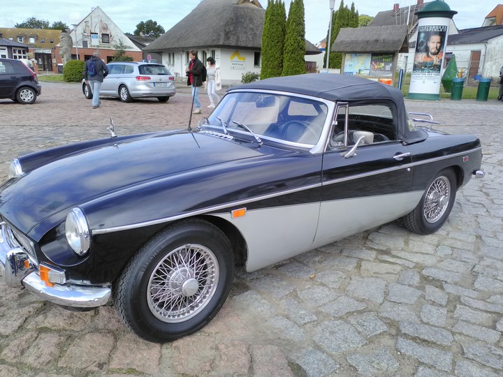 Schmuker Wagen.