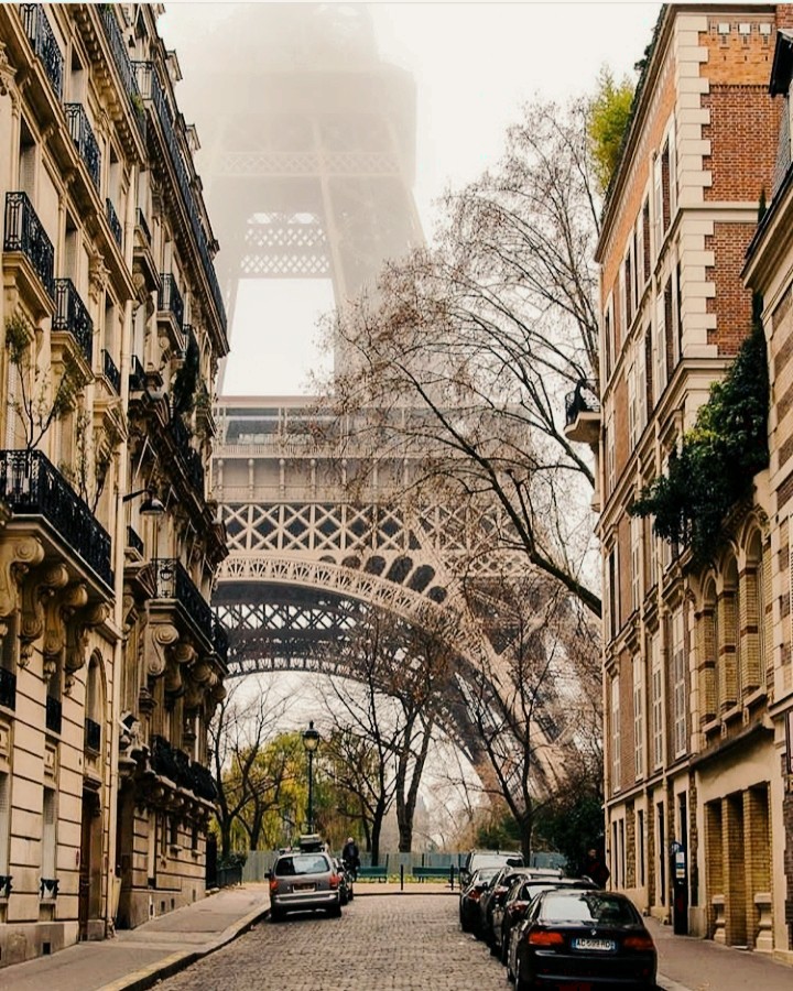Paris, Iman