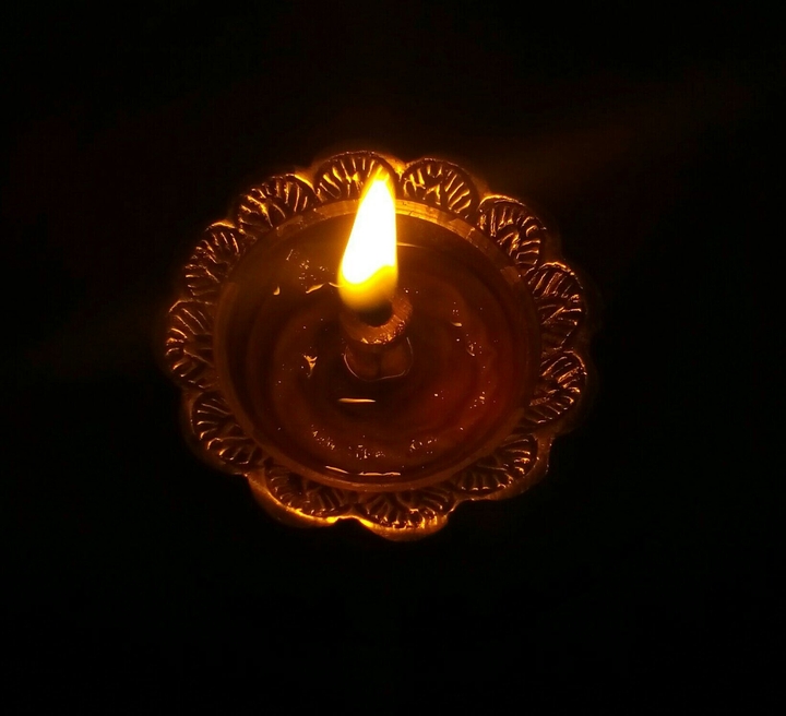 Oil lamp