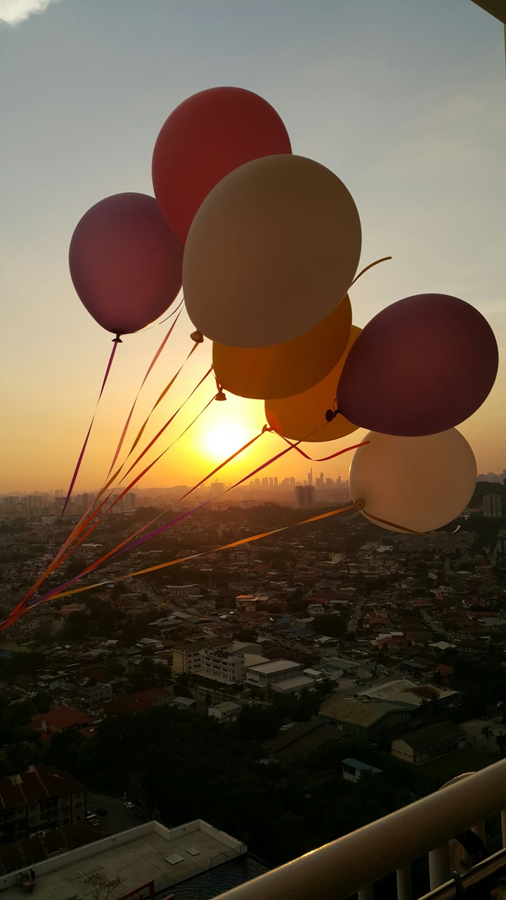 sun balloon