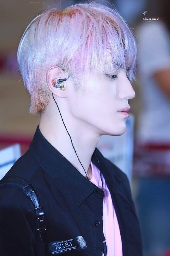 Taeyong 