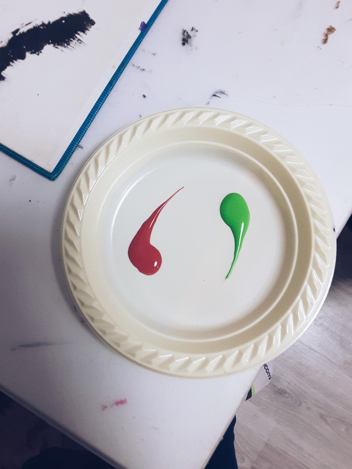 ירוק-ורוד. אלכס פיירו