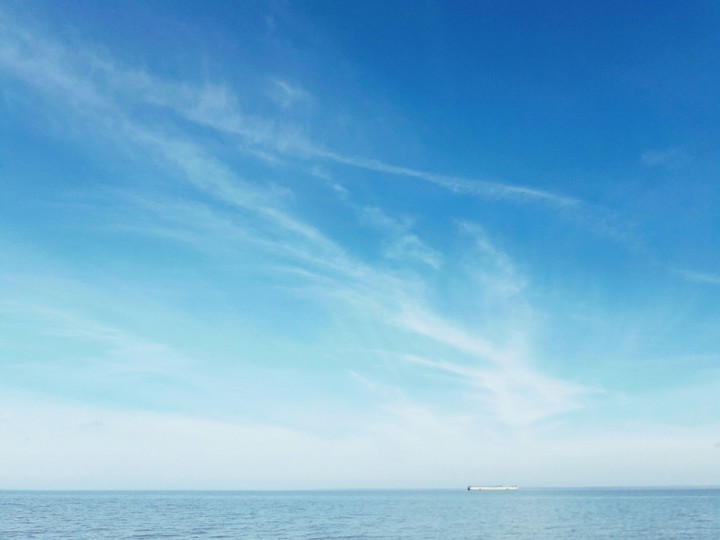 Море