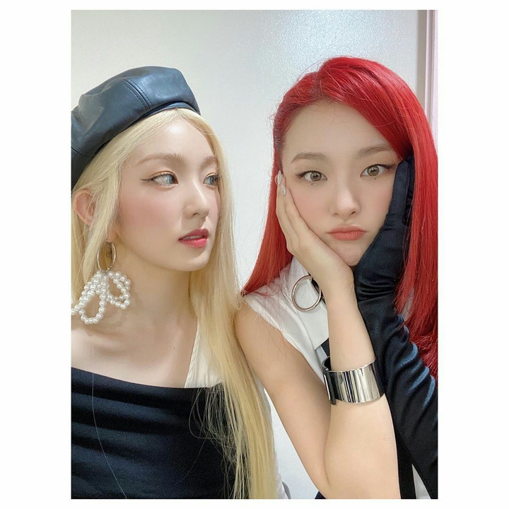 Red Velvet*