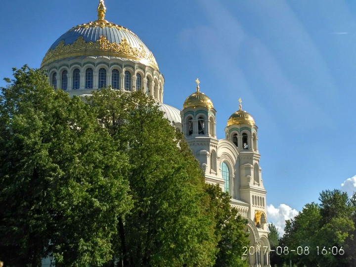 Beautiful church)
