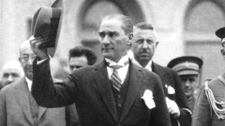 10 kasım... Özlem ve saygıyla anıyoruz