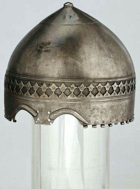 sassanid helmet