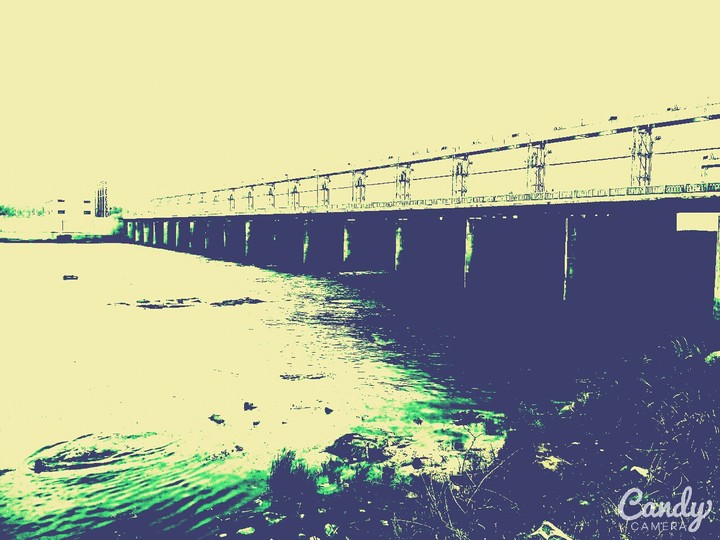 Dam..
