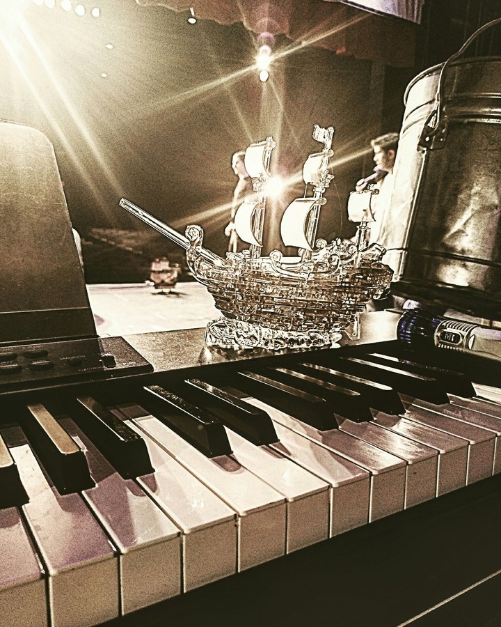 Pirates and pianos