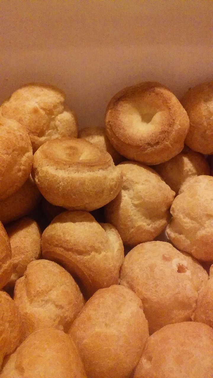 Mini Cream Puffs
