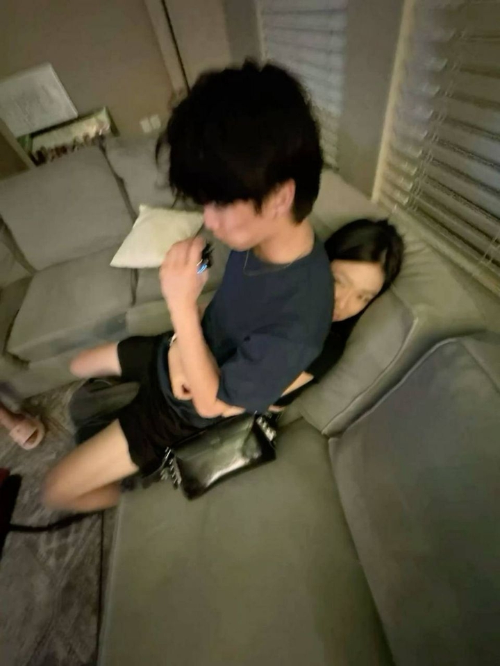 .