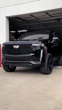 CADILLAC ESCALADE