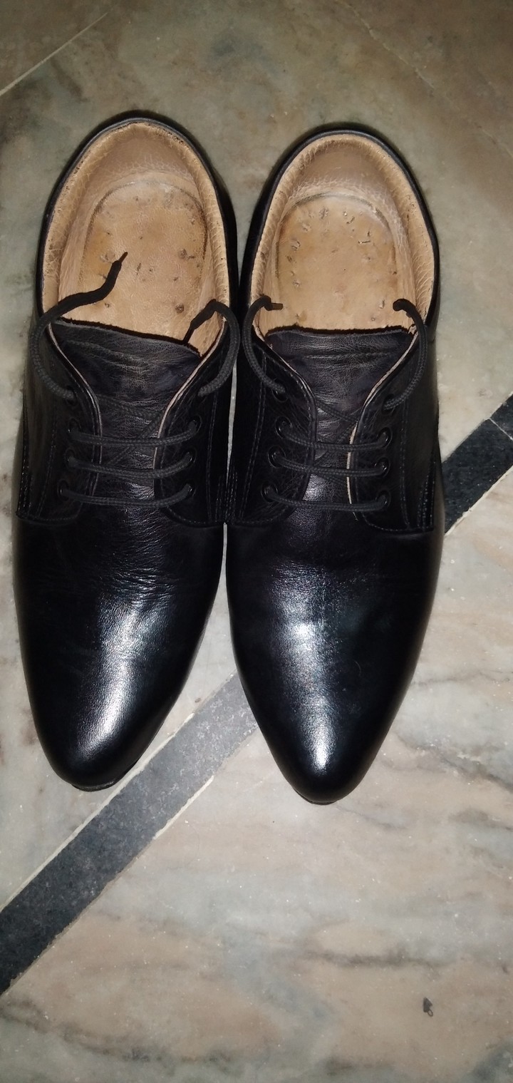 Shoe's
