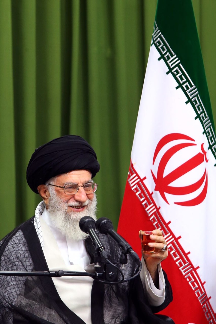 امام خامنه ای