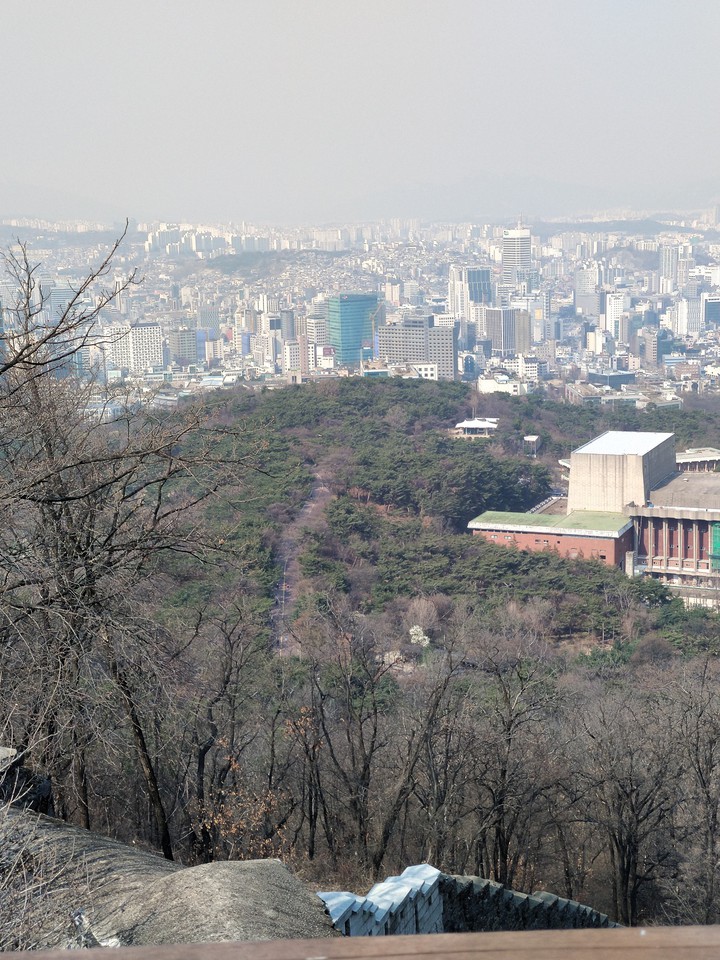 남산