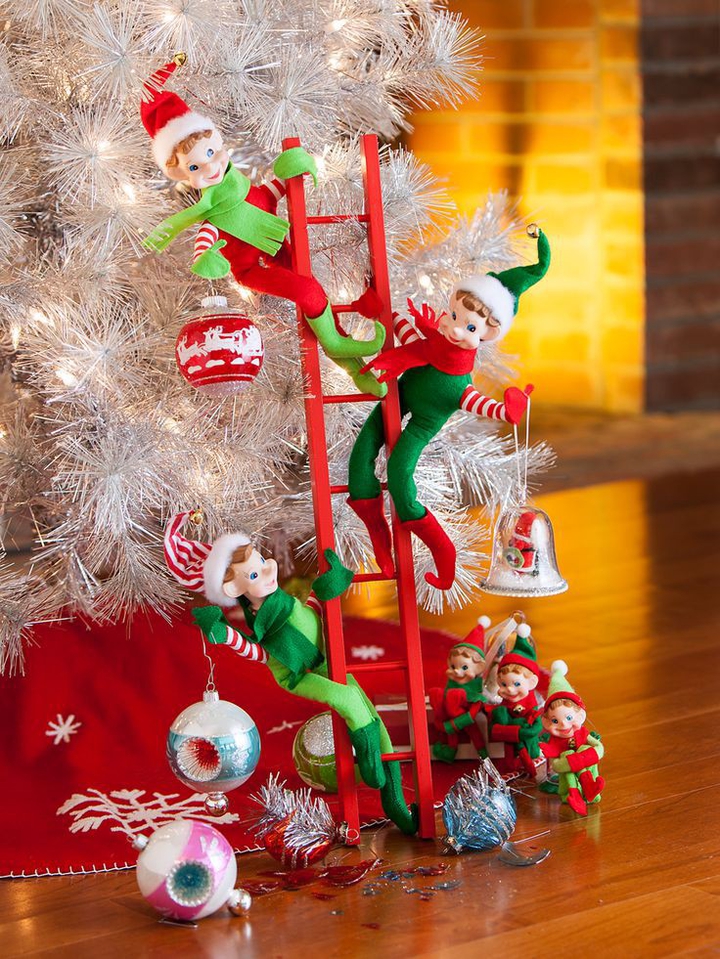 elves ready for Christmas!♡