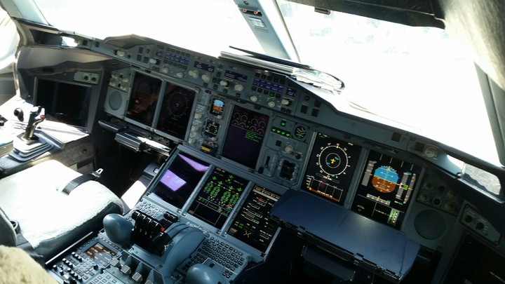 A380 -800 cockpit