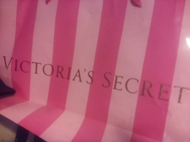vs