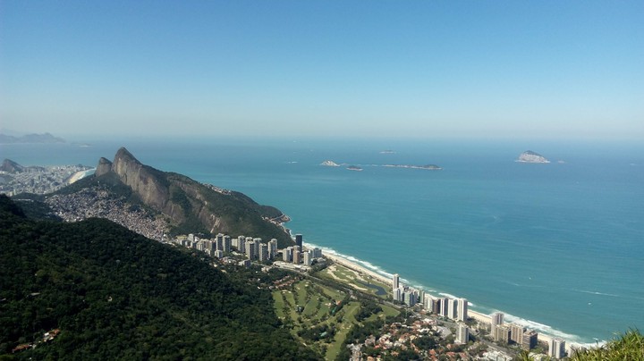RJ