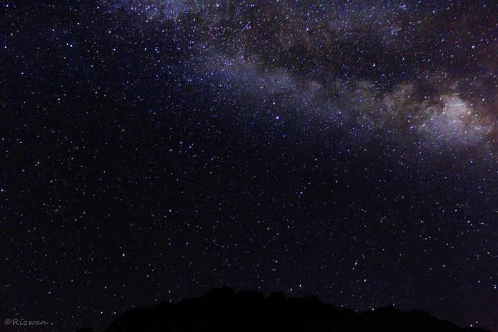 milkyway over hindukush range