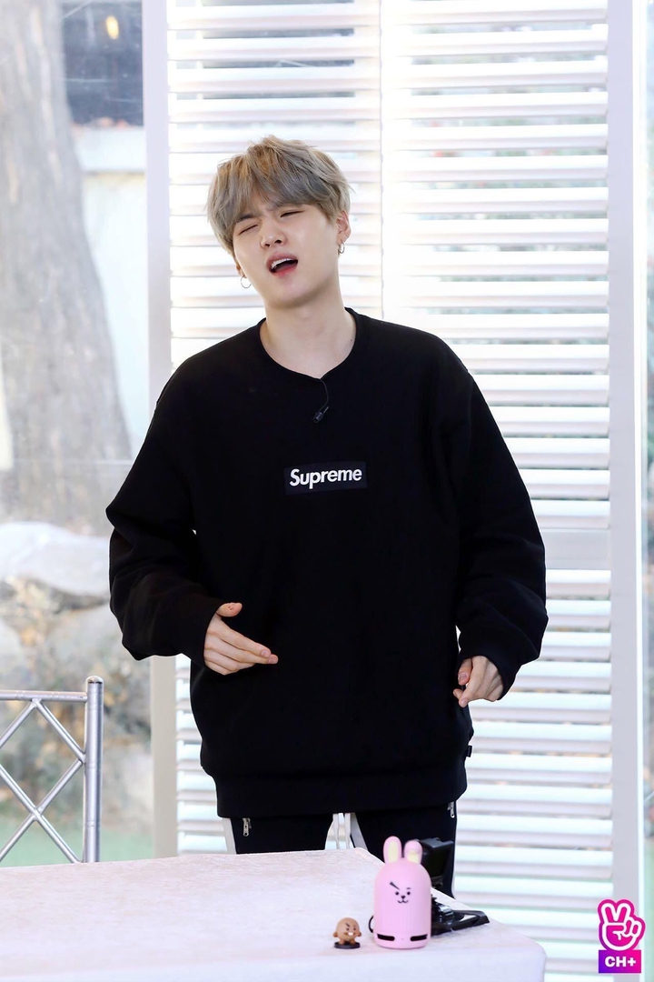 SUGA