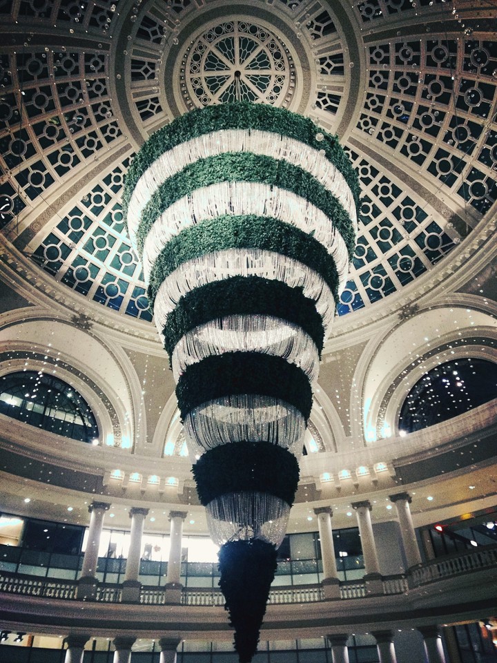 Christmas Tree at Westfield Mall San Francisco