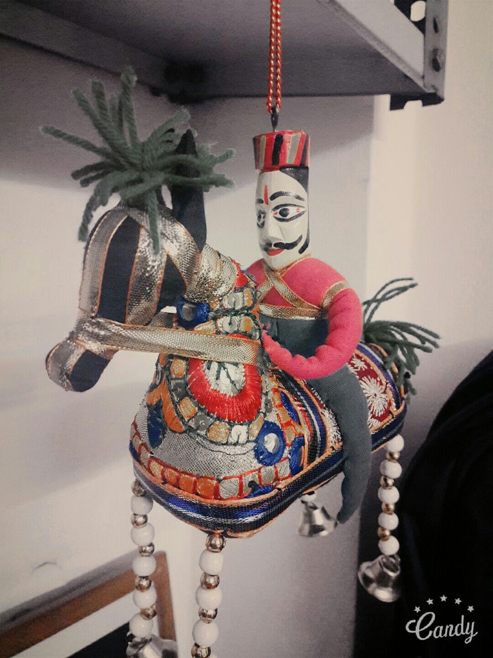 Chal mere Ghode...