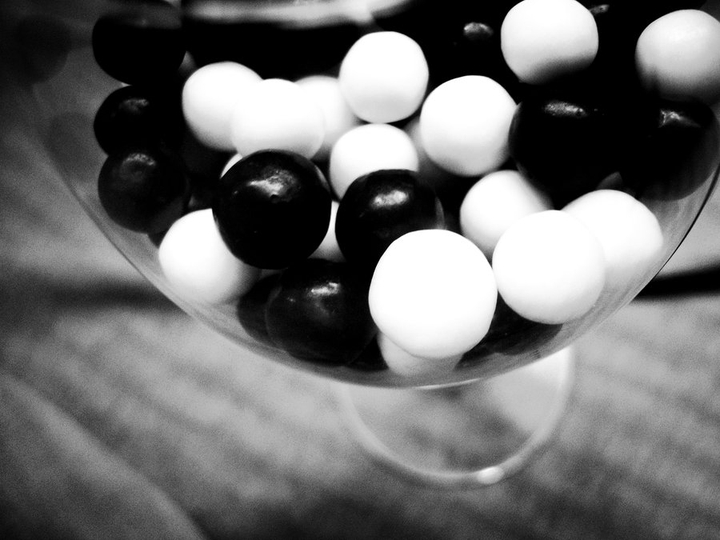 black&white