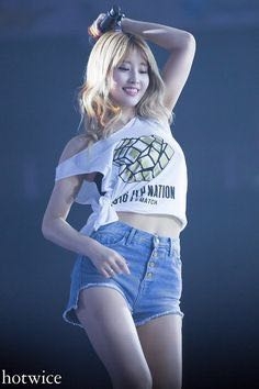twice momo