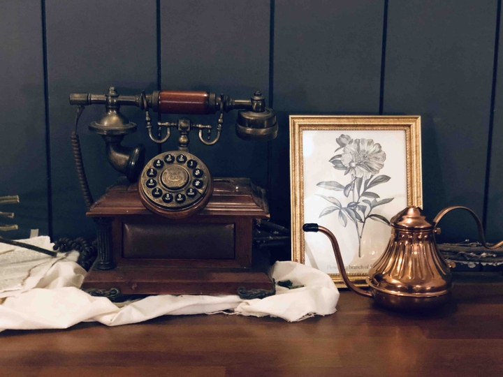 telephone