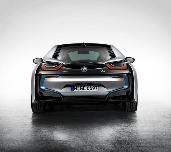 BMW i8